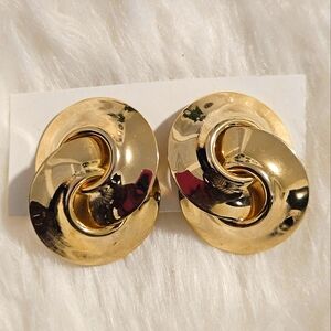 Vintage Chunky-Look Gold Tone Earrings Clip-on